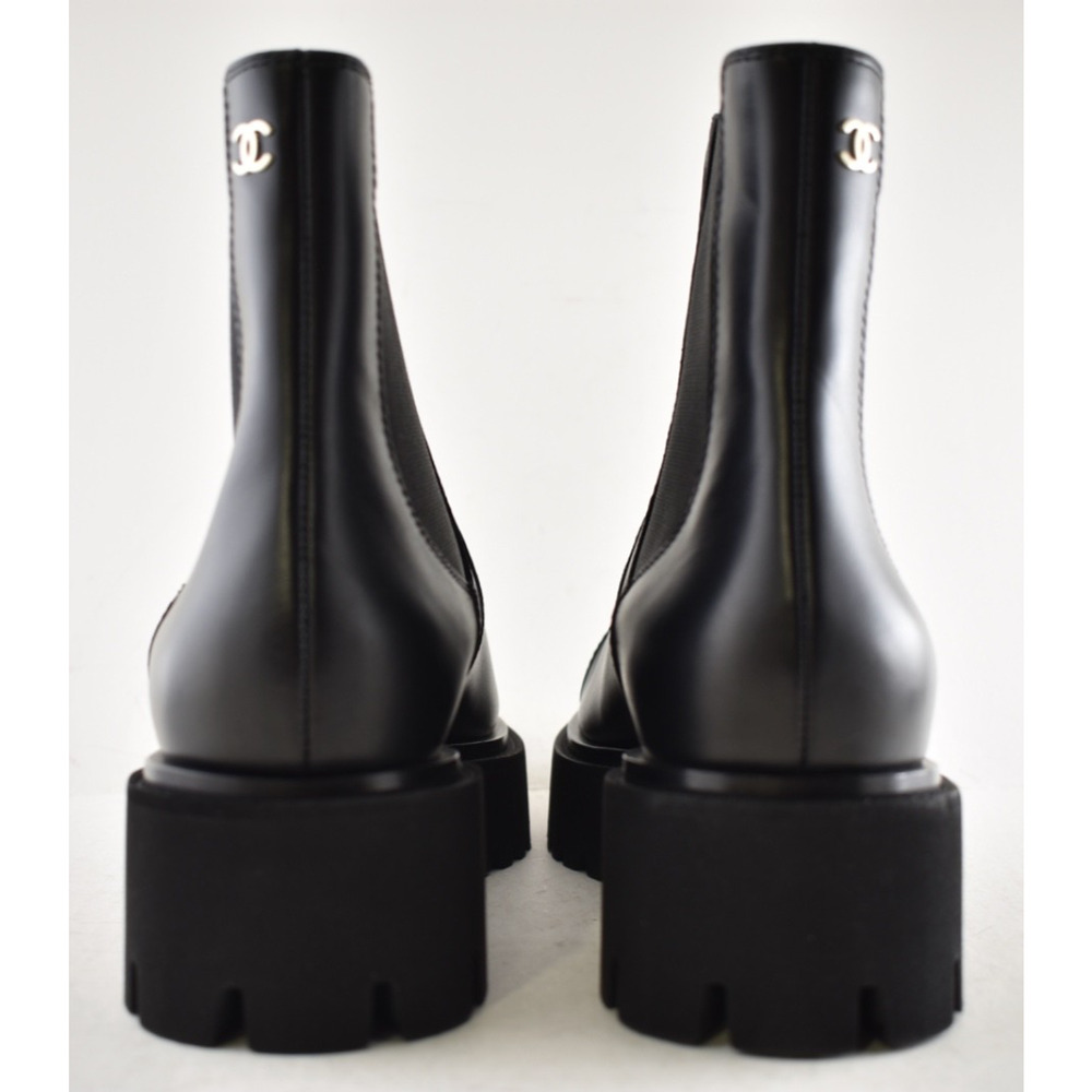 Chanel 24B Black Calfskin Leather CC Logo Pull On Chelsea Ankle Platform Boot 39 - Picture 13 of 16